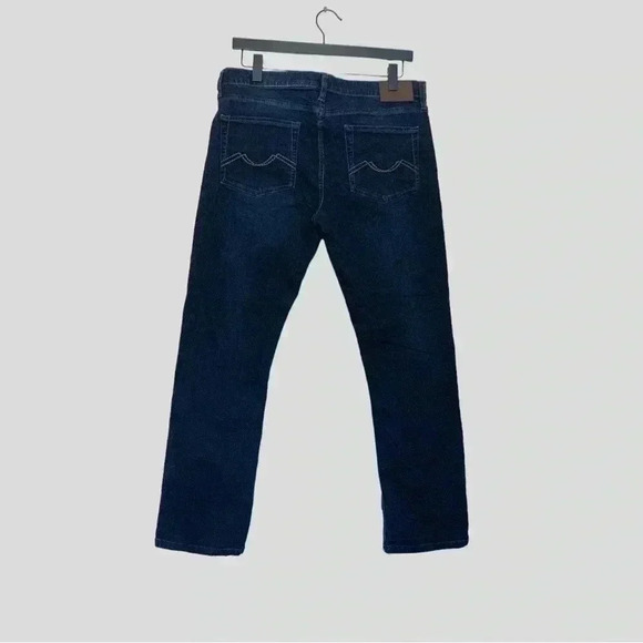 Urban Star dark wash, straight leg jeans 38  by 32. - Picture 2 of 9